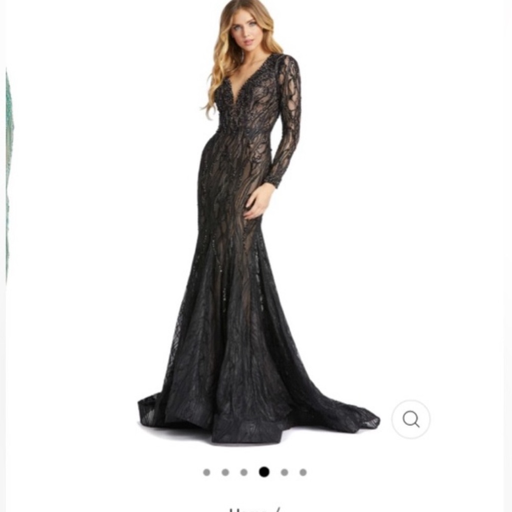 MAC DUGGAL NEW WITH TAGS 18 BLACK PLUNGE ILLUSION BEADED LONG DRESS - Picture 4 of 4